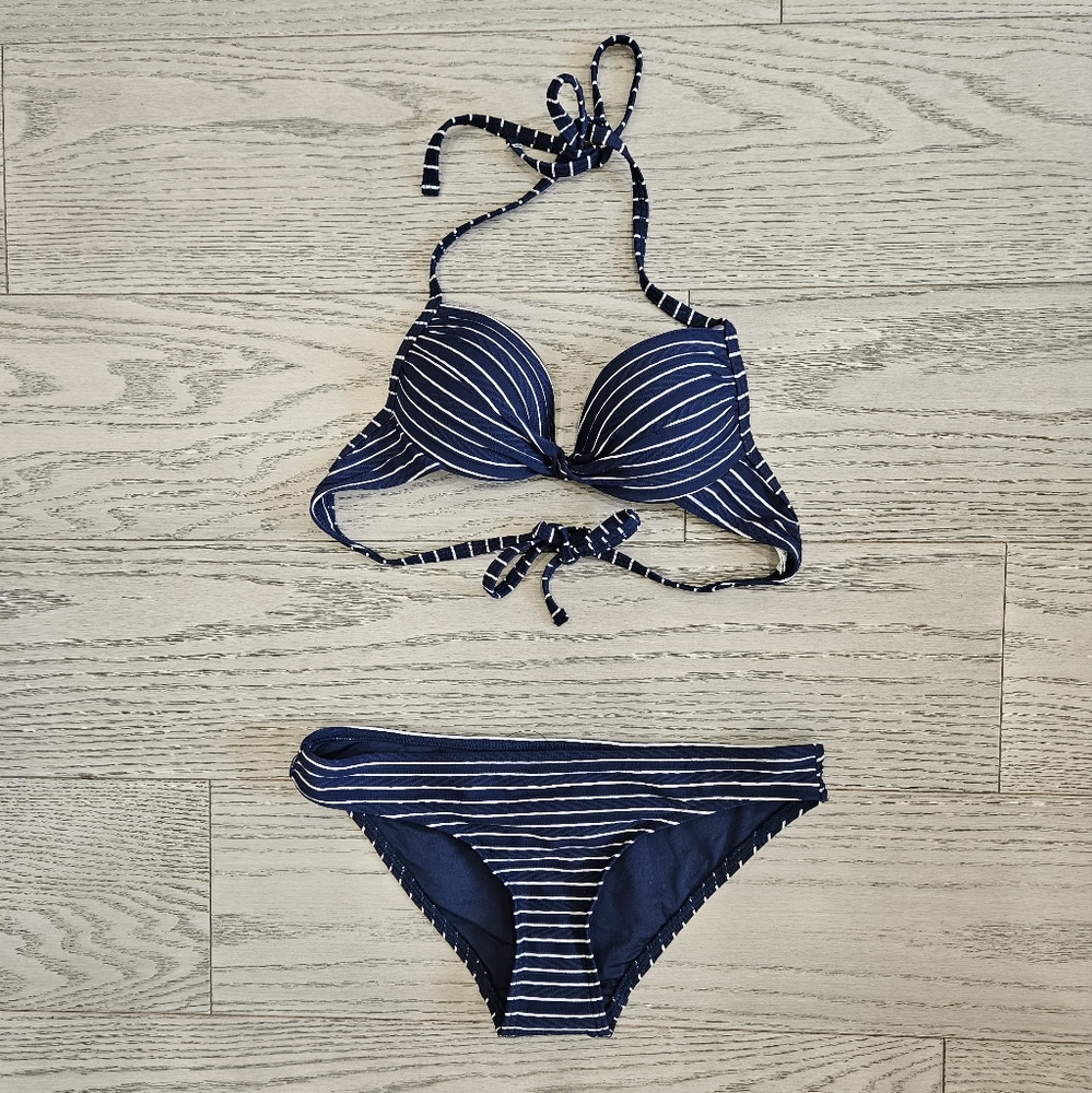 NEW - TOPSHOP Navy bikini -  2 US